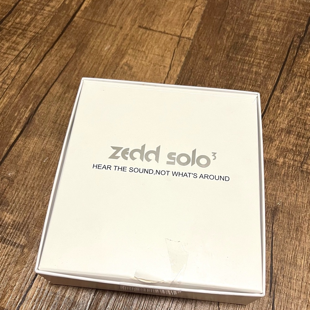 Zedd solo 3 - Picture 2 of 2